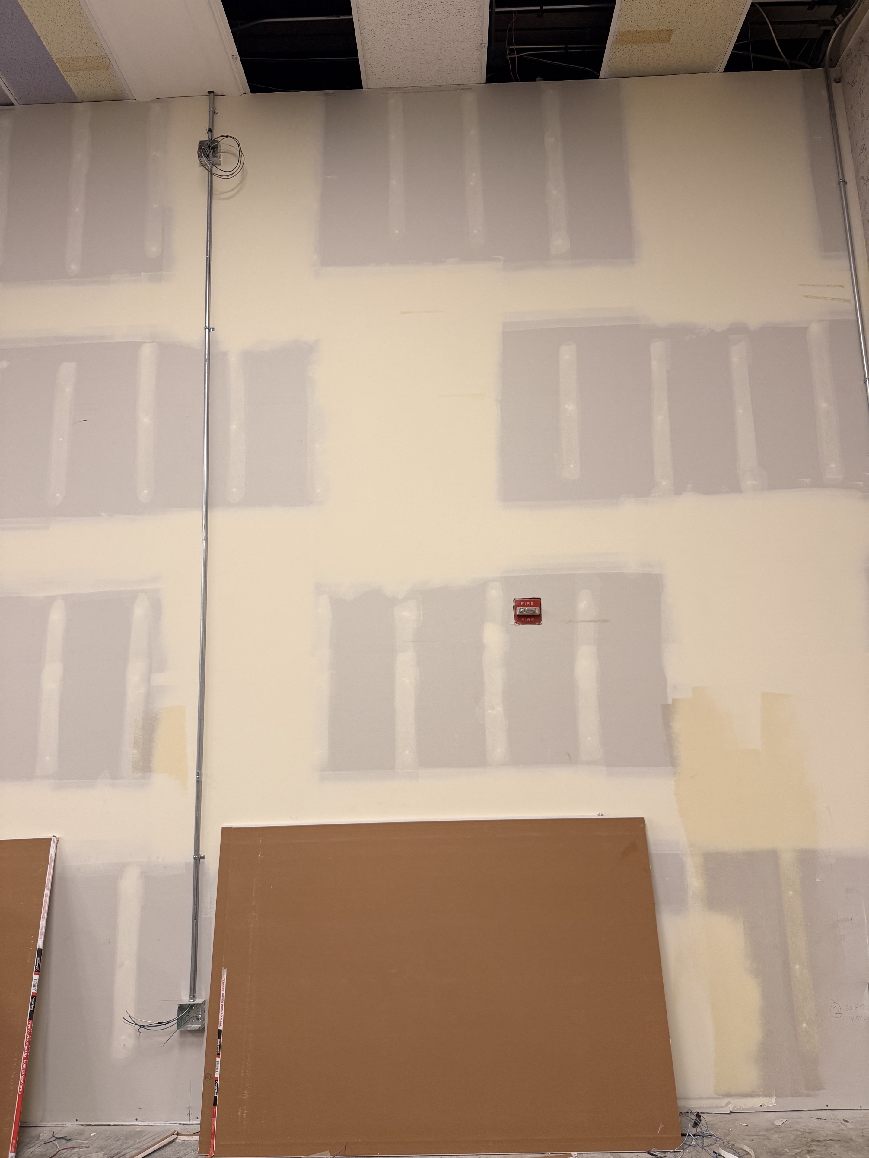 Grasscloth / Specialty project completed by AceCraft in Everett, Washington
