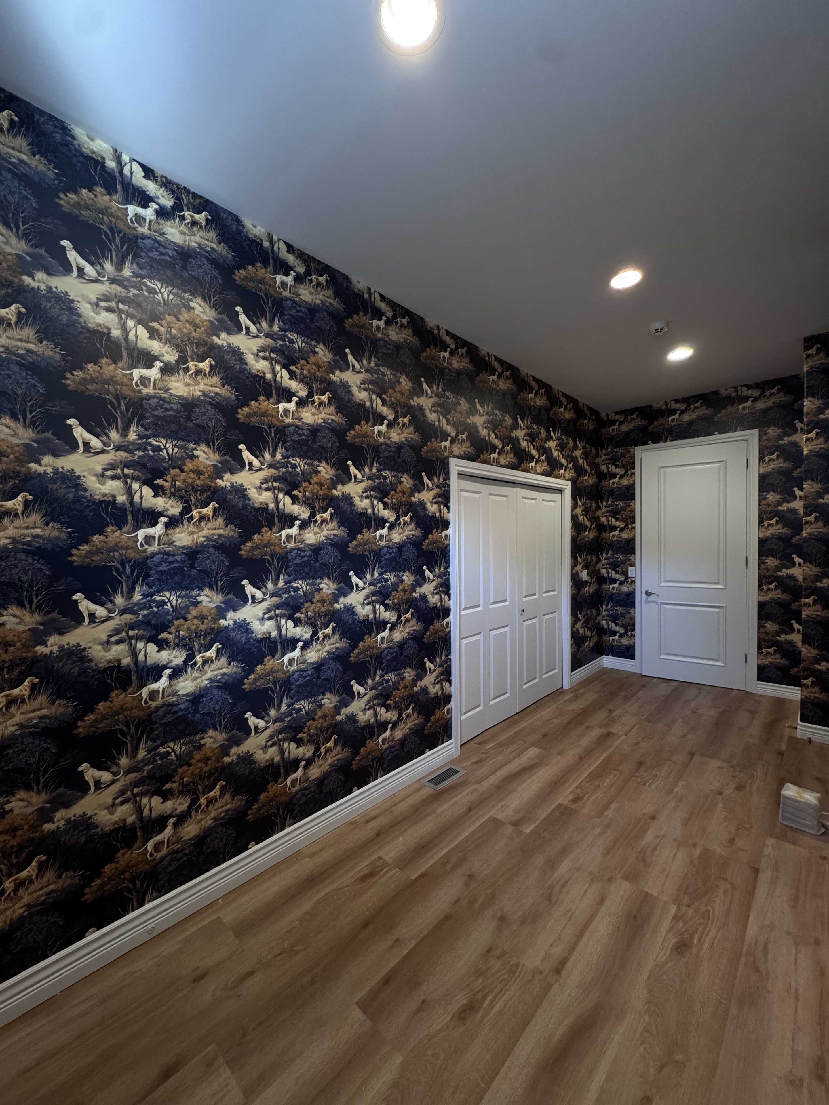 Grasscloth / Specialty project completed by AceCraft in Kirkland, Washington